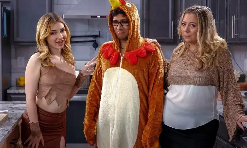 Demi Hawks Making Stepbro Smile On Thanksgiving Hardcore Roleplay Family